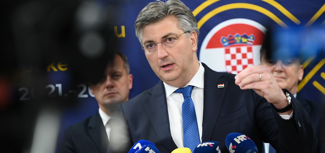 Putinofil Milanović vodi Hrvatsku u međunarodnu izolaciju! 