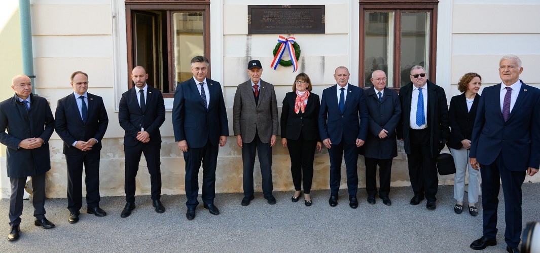 33. godišnjica raketiranja Banskih dvora: Hrvatski narod uzvratio je još većom odlučnošću & još čvršćim zajedništvom!