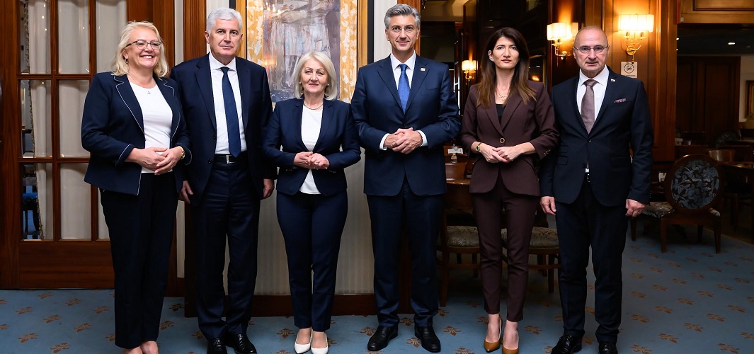 Puna potpora Darijani Filipović za hrvatsku članicu Predsjedništva BiH, kao i vodstvu HDZ-a BiH na čelu s Draganom Čovićem! 