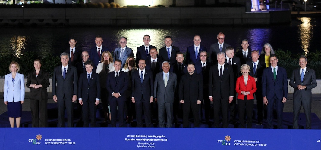 Pozdravljamo deblokadu zajma od 90 milijardi eura za Ukrajinu & 20. paketa sankcija protiv Rusije