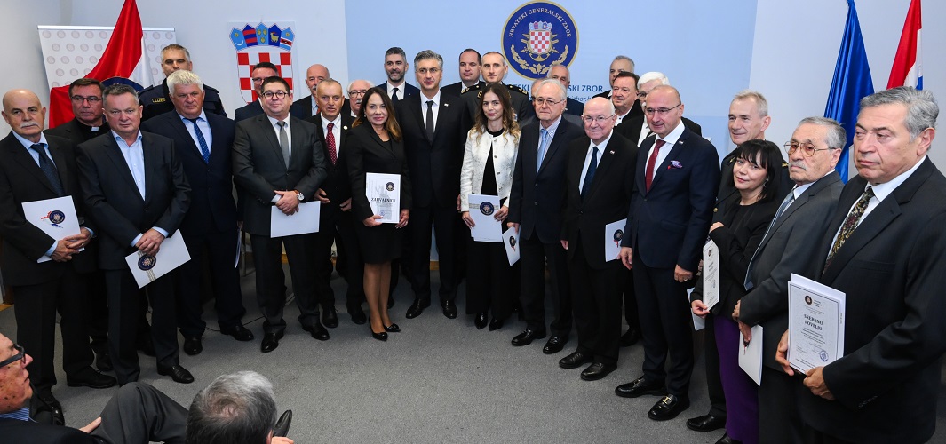 Zajedno s generalima pobjedničke Hrvatske vojske štitimo vrijednosti Domovinskog rata - koji je temelj suvremene Hrvatske! 