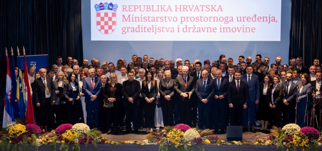 Iz Orašja: Naša Vlada u 2025. izdvaja rekordnih 135 milijuna € za projekte i programe hrvatskog naroda u BiH!
