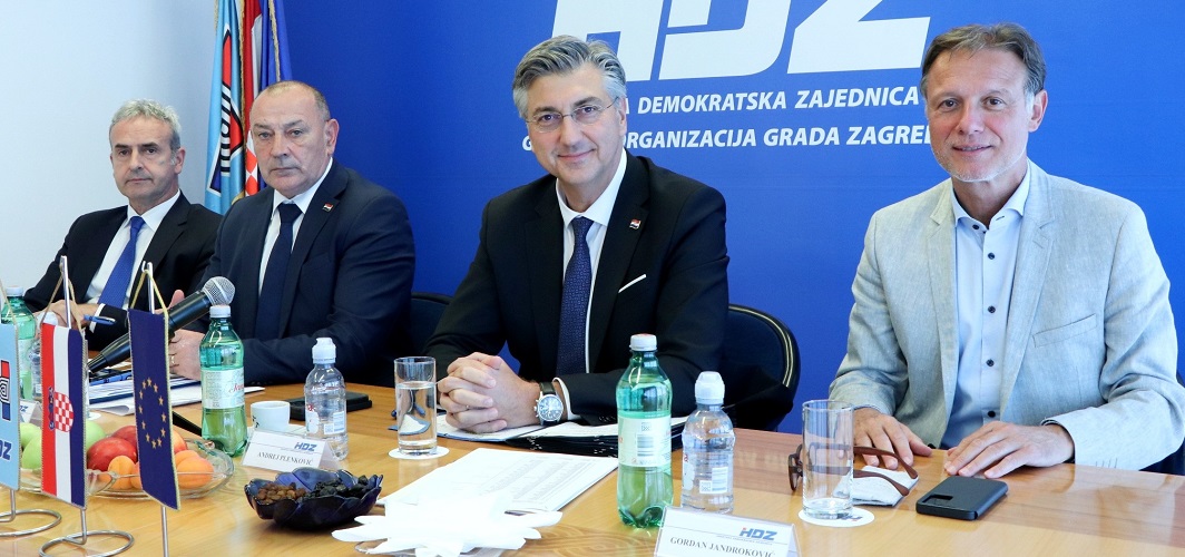Nakon intenzivnog izbornog ciklusa, rejting HDZ-a od gotovo 30% ohrabruje nas da nastavimo predano raditi na dobrobit hrvatskih građana i gospodarstva!