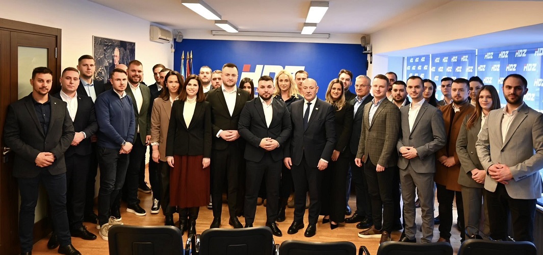 Mladež HDZ-a & Mladež HDZ-a BiH potpisale Sporazum o posebnim odnosima. Jedan je hrvatski narod - jedna je mladost! 