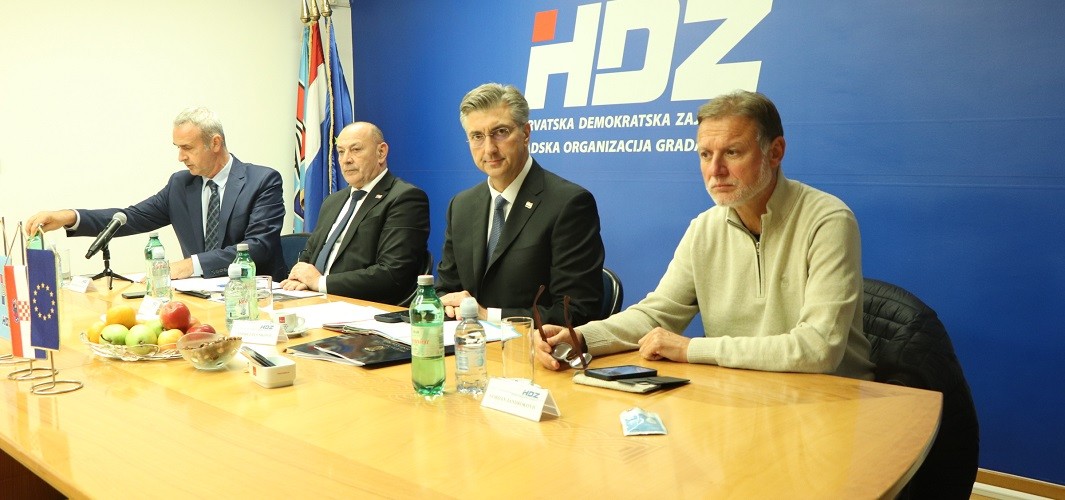 (VIDEO) Neće uspjeti ovi orkestrirani pokušaji destabilizacije parlamentarne većine! Nisu ni prije 