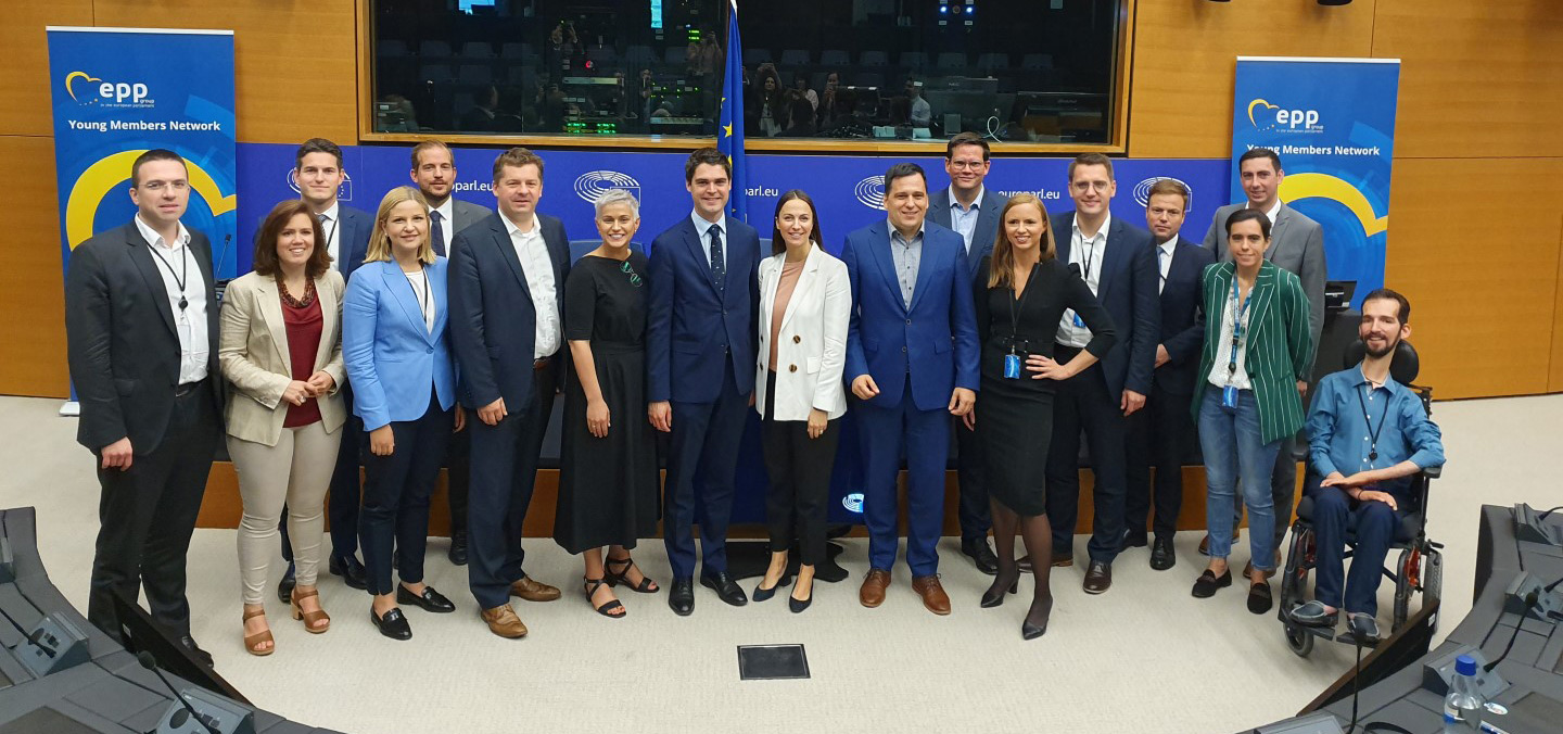 Karlo Ressler izabran u vodstvo Mreže mladih članova EPP-a!
